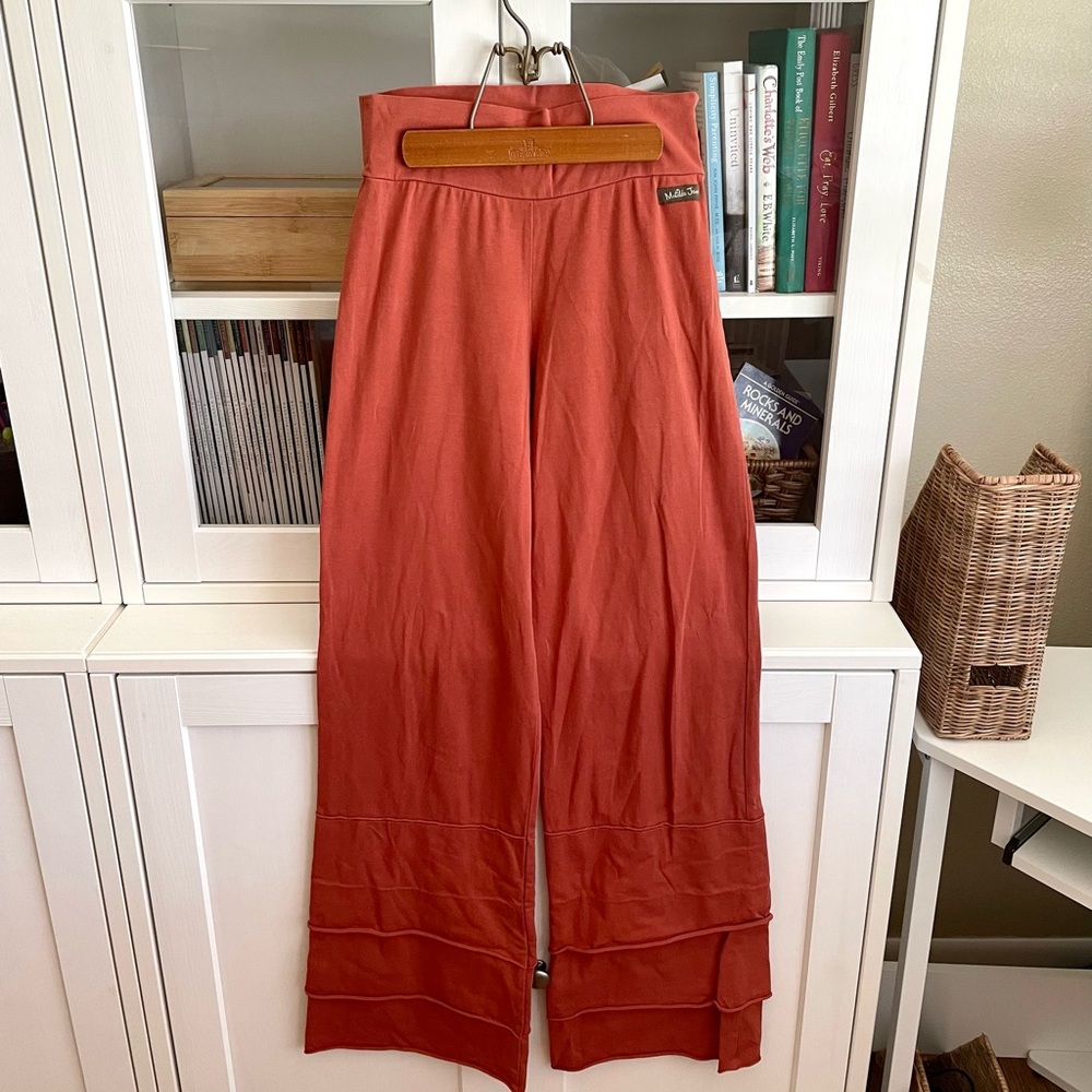 Matilda Jane size S Orange Finn pants